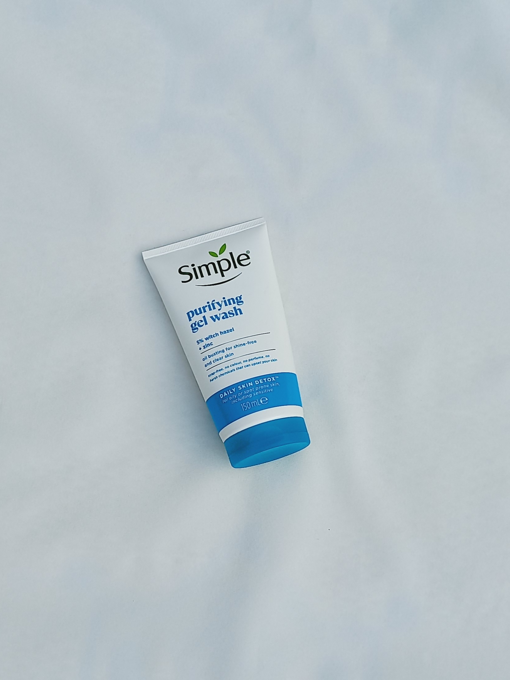 ژل شستشوی پوست چرب (Purifying Facial Wash) سیمپل_Simple