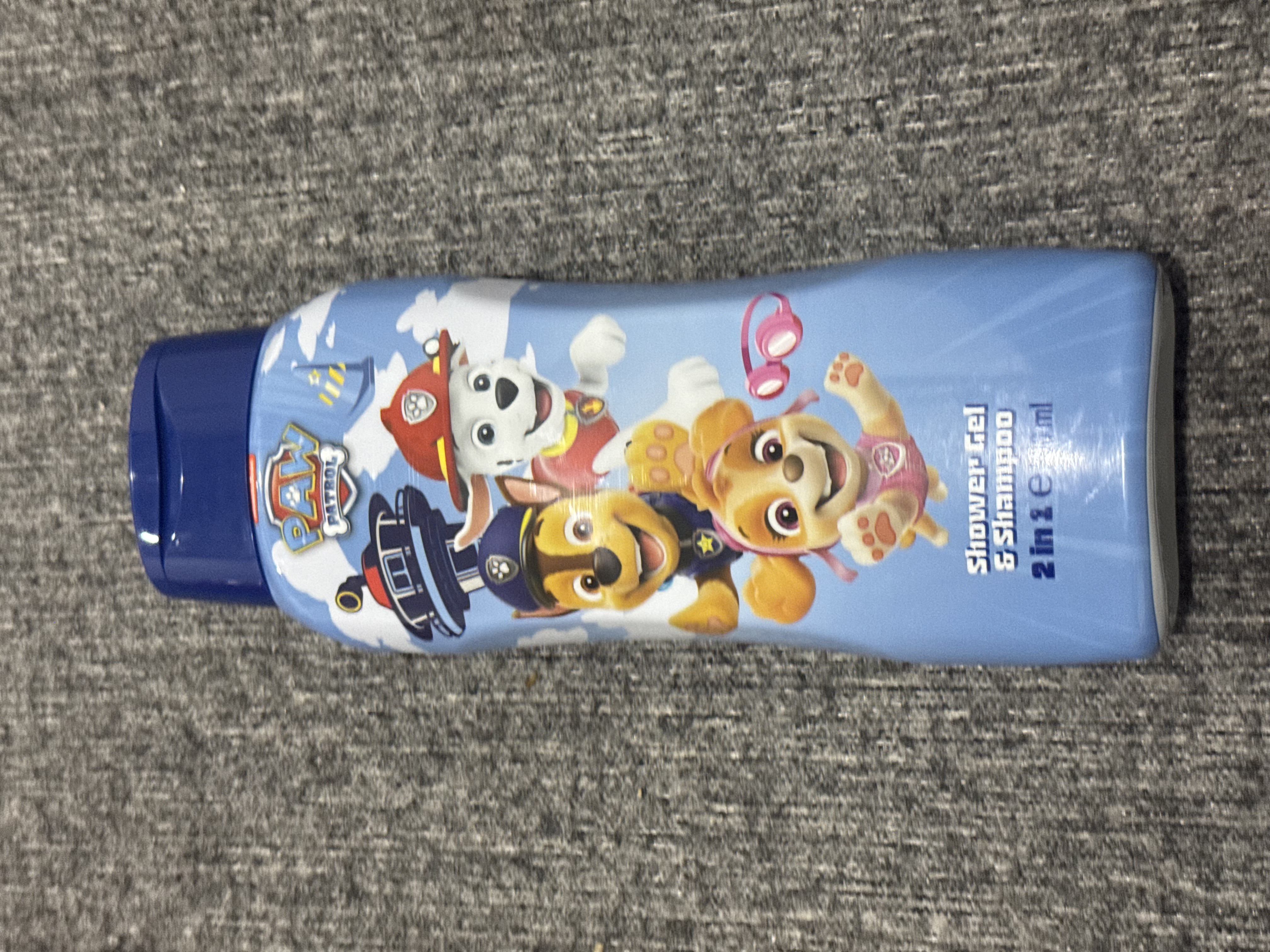 شامپو کودک و ژل شستشویDisney طرح انیمیشن های معروف اصل در هشت رایحه و طرح مختلف اورجینال ۵۰۰میل(ورق بزنین)ساخت اسپانیا به سفارش امارات